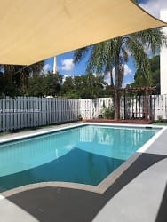 2972 NW 67th Ct - Fort Lauderdale, FL