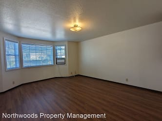 1201 R St unit 1 - Springfield, OR