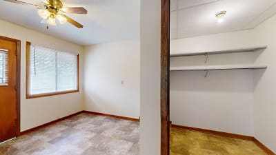 1007 Parkway Dr unit 6 - Boone, IA