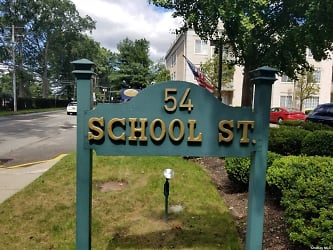 54 School St 309 Apartments - Westbury, NY