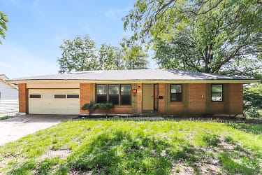 1317 N Cottage St - Independence, MO