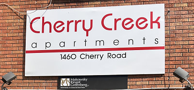 Cherry Creek Apartments - Memphis, TN