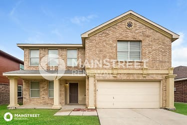 8641 Hawkview Dr - Fort Worth, TX