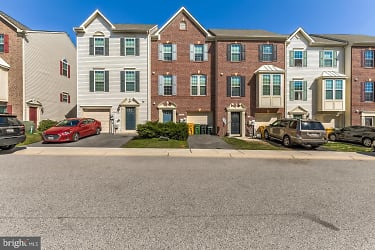 729 Olive Wood Ln - Baltimore, MD
