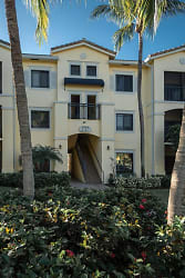 2727 Anzio Ct #105 - Palm Beach Gardens, FL