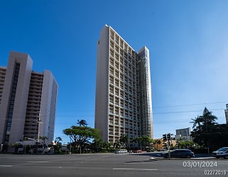 555 University Ave unit 1703 - Honolulu, HI
