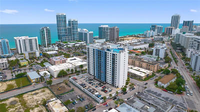 401 69th St #1405 - Miami, FL