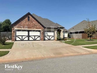 11545 SW 55th St - Mustang, OK