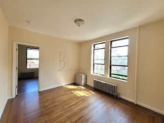 30-17 34th St unit 3C - Queens, NY