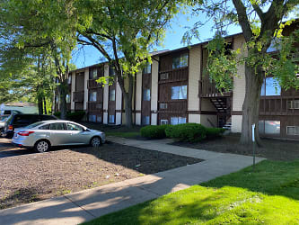 Eagle Crest Apartments - Middletown, OH