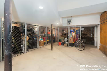 2618 N Rockwell St unit 2618-2F - Chicago, IL