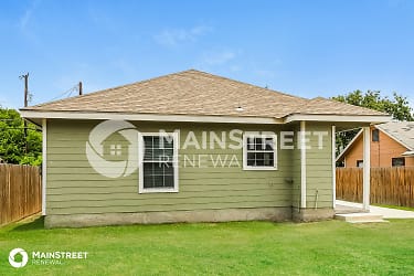 1502 E Chavaneaux Rd - undefined, undefined