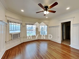 827 14Th St Apt B - undefined, undefined