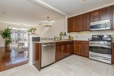 3320 Riverview Ave #320 - Englewood, NJ