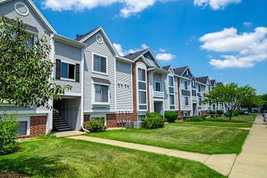 Indian Lakes Apartments - Mishawaka, IN