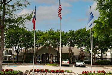 The Enclave At Stonebrook Apartments - Frisco, TX