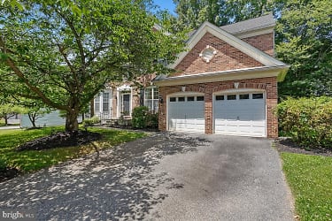 265 Amberleigh Dr - Silver Spring, MD