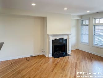 3829 N Southport Ave unit 3829-3 - Chicago, IL