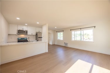 115 N Walnuthaven Dr #6 - West Covina, CA