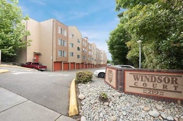 Windsor Court Apartments - Burien, WA