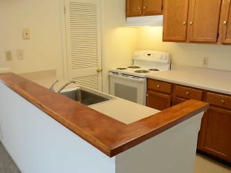 Richmond Hill Pointe Apartments - Perryville, MD