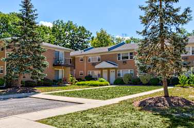 Toms River Apartments - Toms River, NJ
