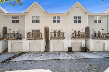 949 E Estates Blvd unit 304 - Charleston, SC
