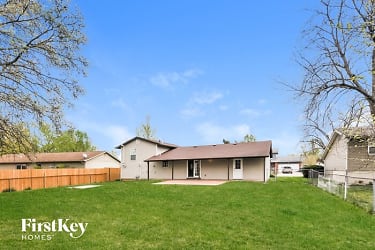 94 Spanish Trail - St Peters, MO