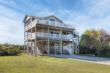 8518 S Old Oregon Inlet Rd - Nags Head, NC
