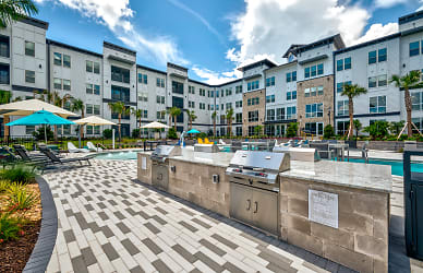 The Parian Luxury Apartments - Riverview, FL