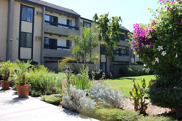 Terra Vista Apartments - Reseda, CA