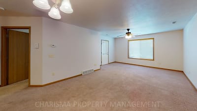 906 N Western Ave unit 210 - undefined, undefined