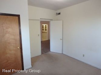 402 S Ninth St. Apartments - Columbia, MO