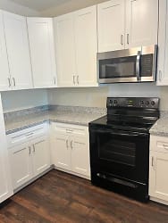 Oak Forest Pointe Apartments - Raleigh, NC