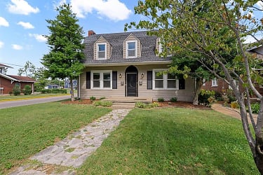 943 Nutwood St - Bowling Green, KY