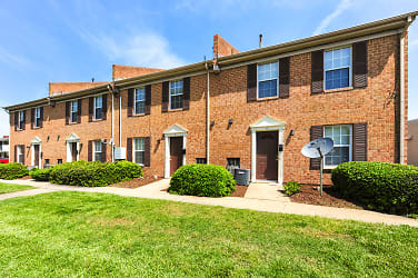 Brentwood Forest Apartments - Norfolk, VA
