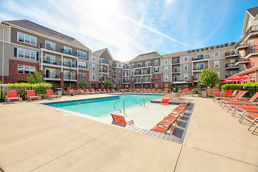 Brighton Chase Apartments - Rocky River, OH