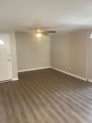 235 W Pike Apartments - Lawrenceville, GA