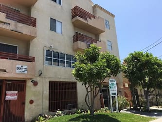 8616w Apartments - Panorama City, CA