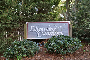 24 Edgewater Commons Ln #24 - Westport, CT
