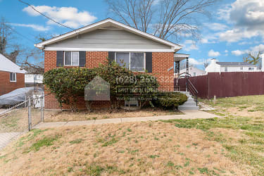 1423 Pacific Avenue - Capitol Heights, MD