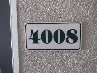 4008 Hemingway Cir - Haines City, FL