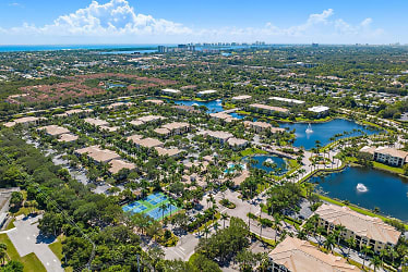 2811 Grande Pkwy #109 - Palm Beach Gardens, FL