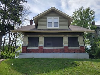 2408 Sherman Ave - Middletown, OH