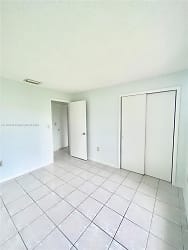 30520 SW 149th Ave - Homestead, FL