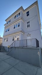 167 Mulberry St - Fall River, MA
