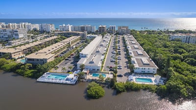 4201 S Ocean Blvd #M4 - South Palm Beach, FL