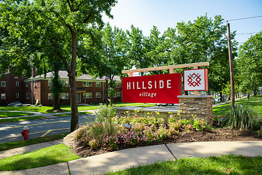 Hillside Village Apartments - Ridgefield, NJ