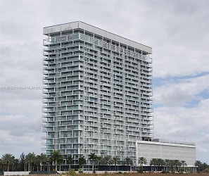 2000 Metropica Wy #1607 - undefined, undefined