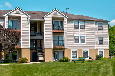 Boulder Pointe Apartments - Middletown, NY